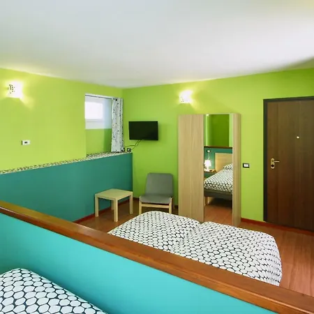 L'uovo Di Colombo Konukevi