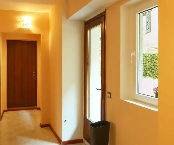 L'uovo Di Colombo Konukevi 3*